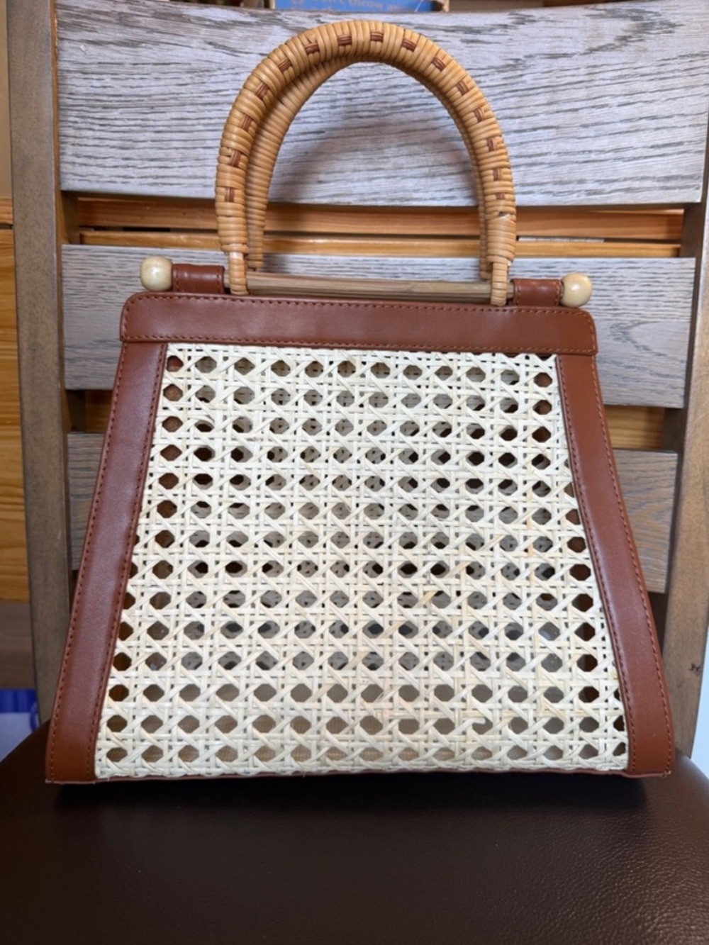 ASOS - Woven Rattan straw wooden handle Accent Tote Bag faux leather Brown Cream - Picture 5 of 8